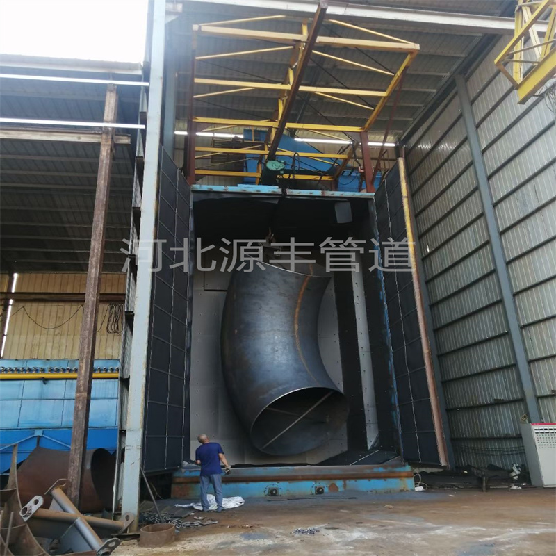 Пескоструйное распыление с крупнокалиберными изгибами