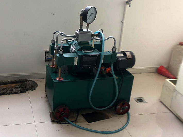 Гидравлическая испытательная машина